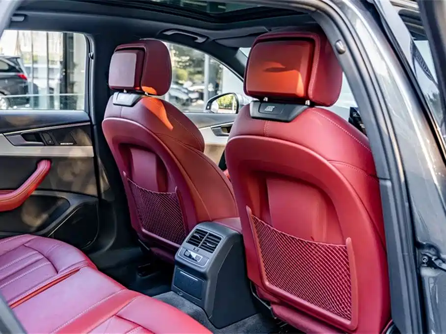 Audi A4L 2022 40 TFSI Luxury Dynamic фото 22