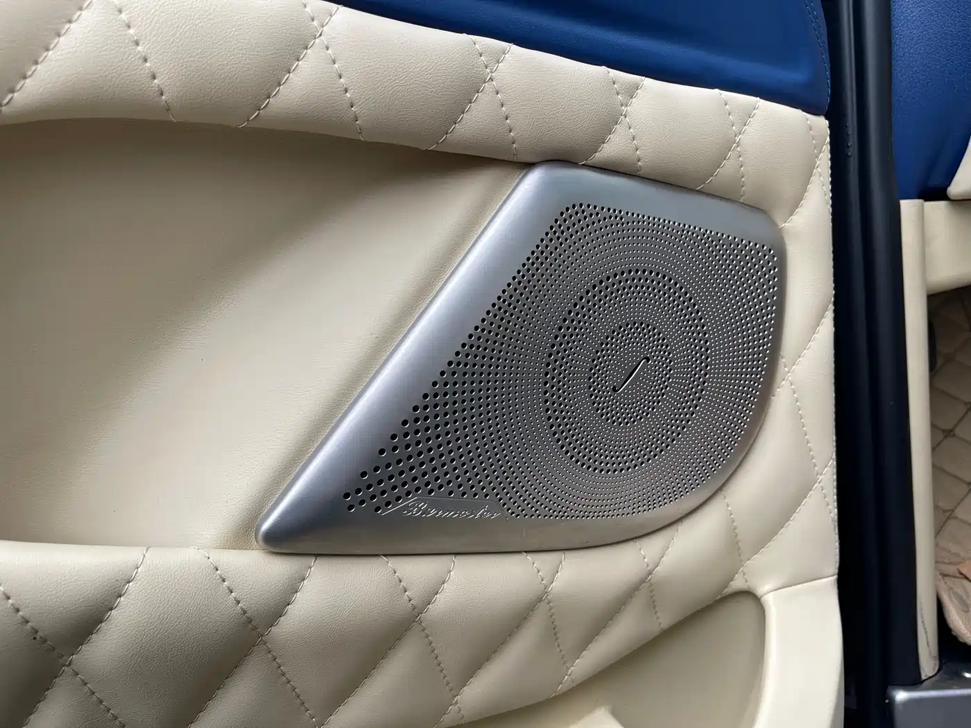 Mercedes-Benz Vito 2020 2.0T Elite Edition (7-seater) фото 17