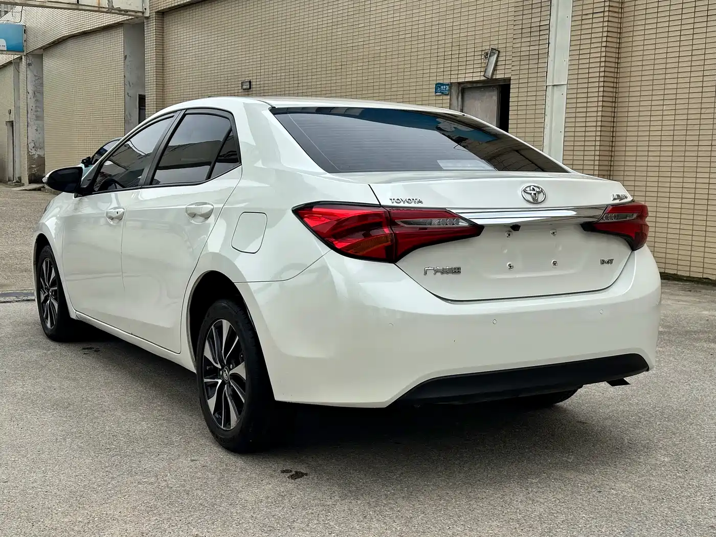 Toyota Levin 2018 185T CVT Premium Edition China V фото 7