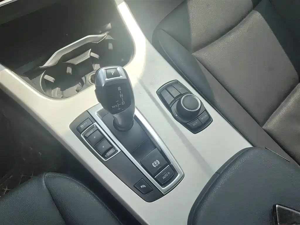 BMW X3 (Import) 2016 sDrive20i фото 10