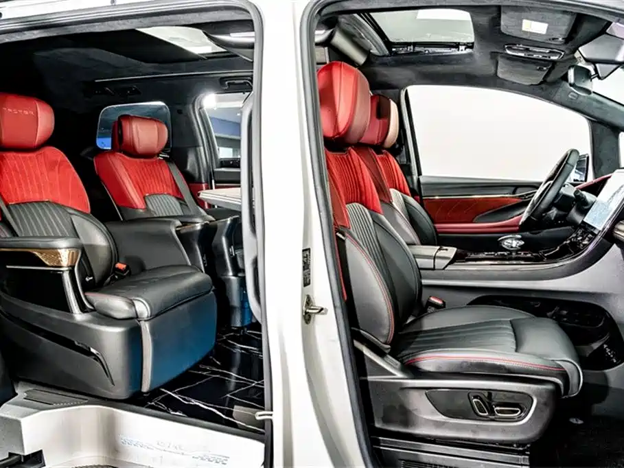 GAC Trumpchi Trumpchi M8 2023 Model Master Series 400T Flagship Edition фото 22