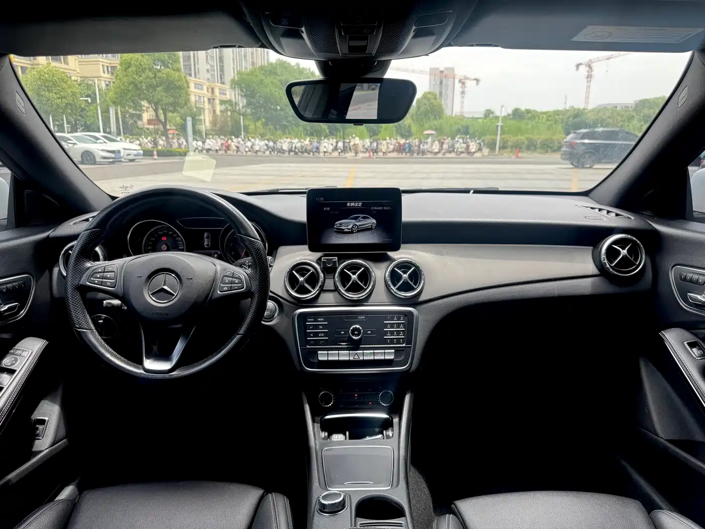 Mercedes-Benz CLA (Import) 2018 CLA 200 Fashion Edition фото 9