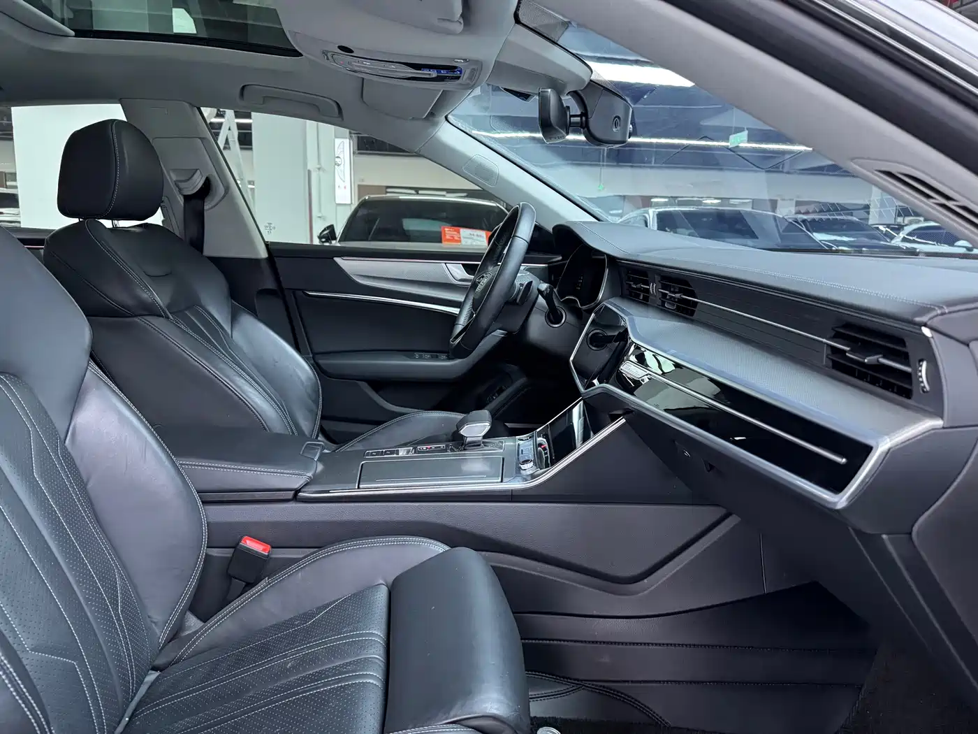 Audi A7 2024 45 TFSI Premium Selection фото 11