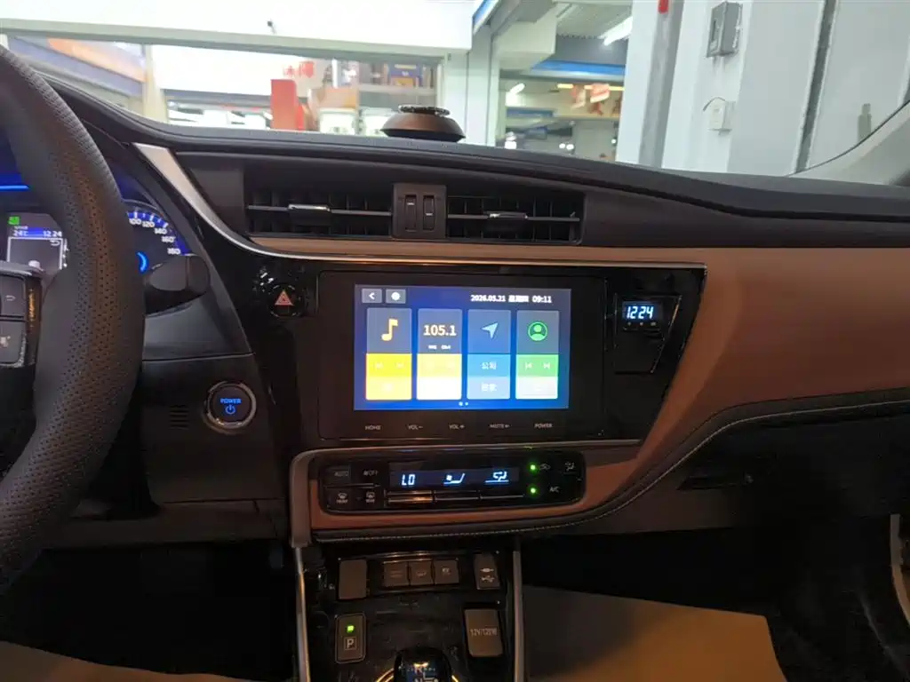 Toyota Levin Twin Engine E+ 2019 1.8PH V E-CVT Luxury Edition фото 13