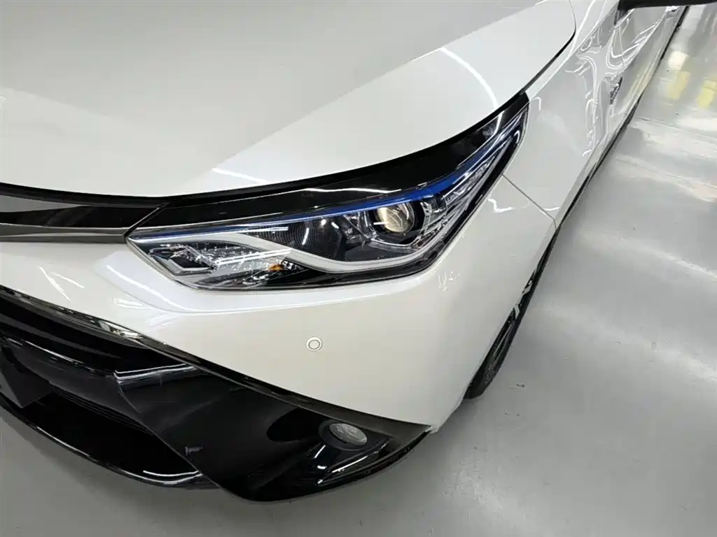 Toyota Levin Twin Engine E+ 2019 1.8PH V E-CVT Luxury Edition фото 24