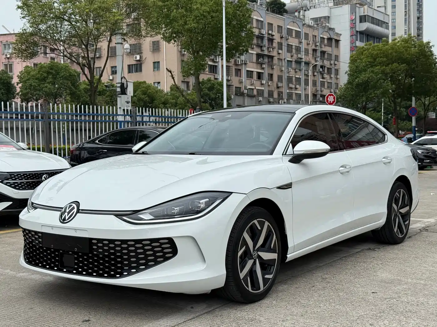 Volkswagen Lamando 2023 Lamando L 280TSI DSG Cool Edition
