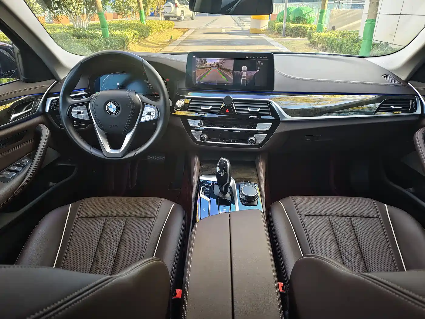 BMW 5 Series 2021 525Li Luxury Package фото 4