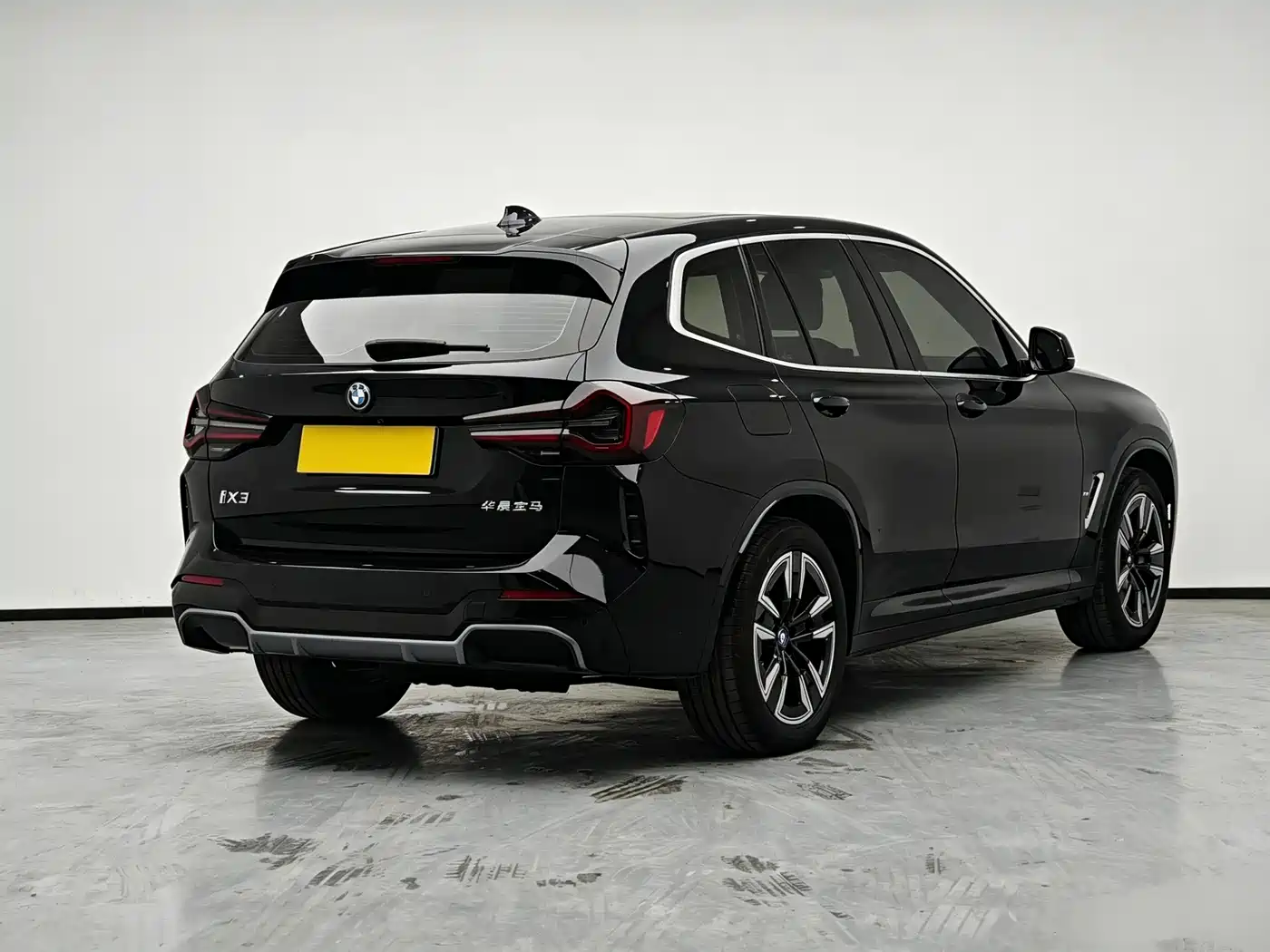 BMW iX3 2023 Leading Type фото 2