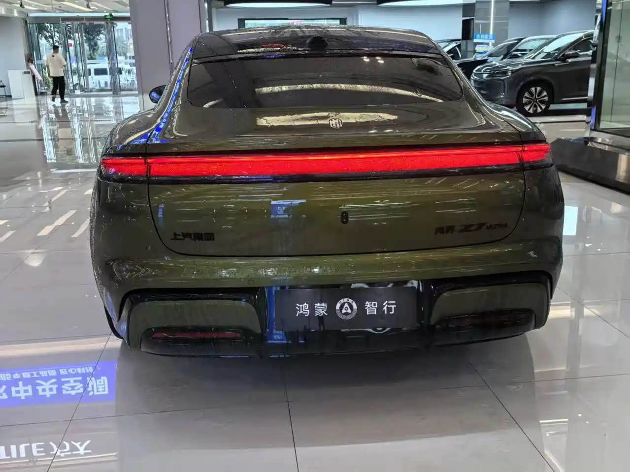 Фото 6 - Shangjie Z7