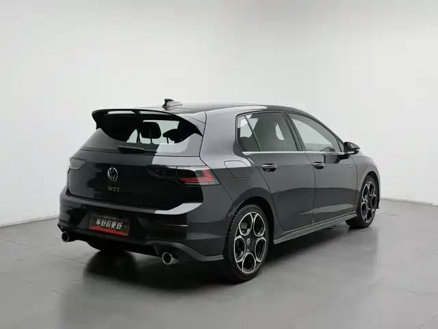 Volkswagen Golf GTI 2025 380TSI DSG GTI — фото 2