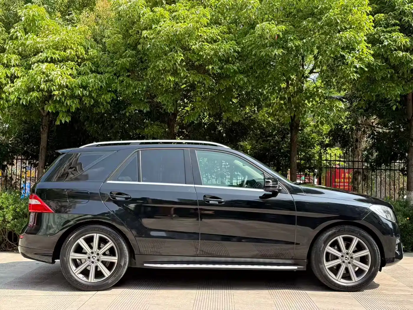 Mercedes-Benz M-Class 2014 ML 400 4MATIC Dynamic фото 35