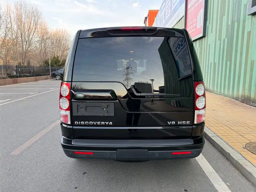 Land Rover Discovery 2011 5.0 V8 HSE фото 12