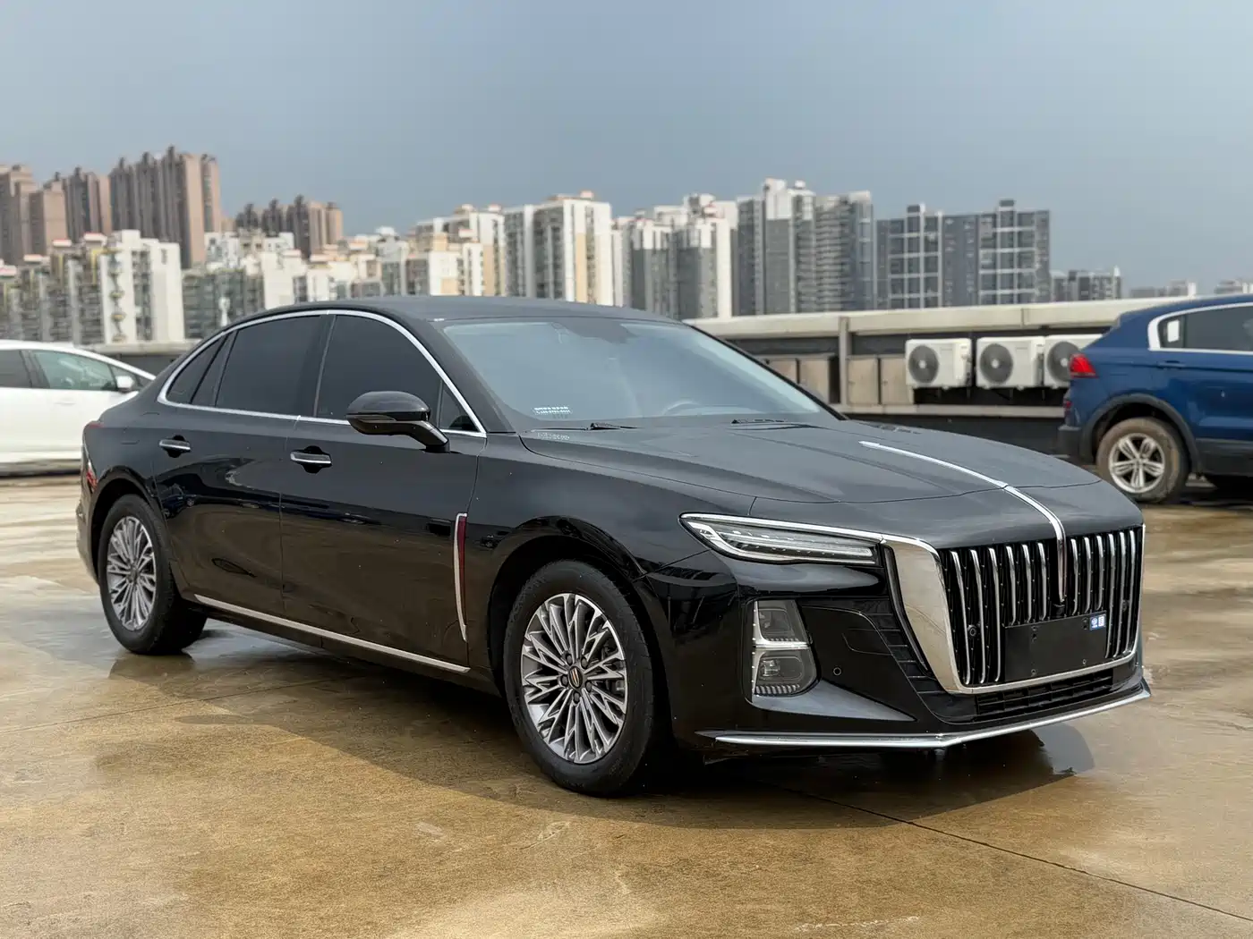 Hongqi H5 2023 1.5T DCT Smart Connect Flag Rhythm фото 3