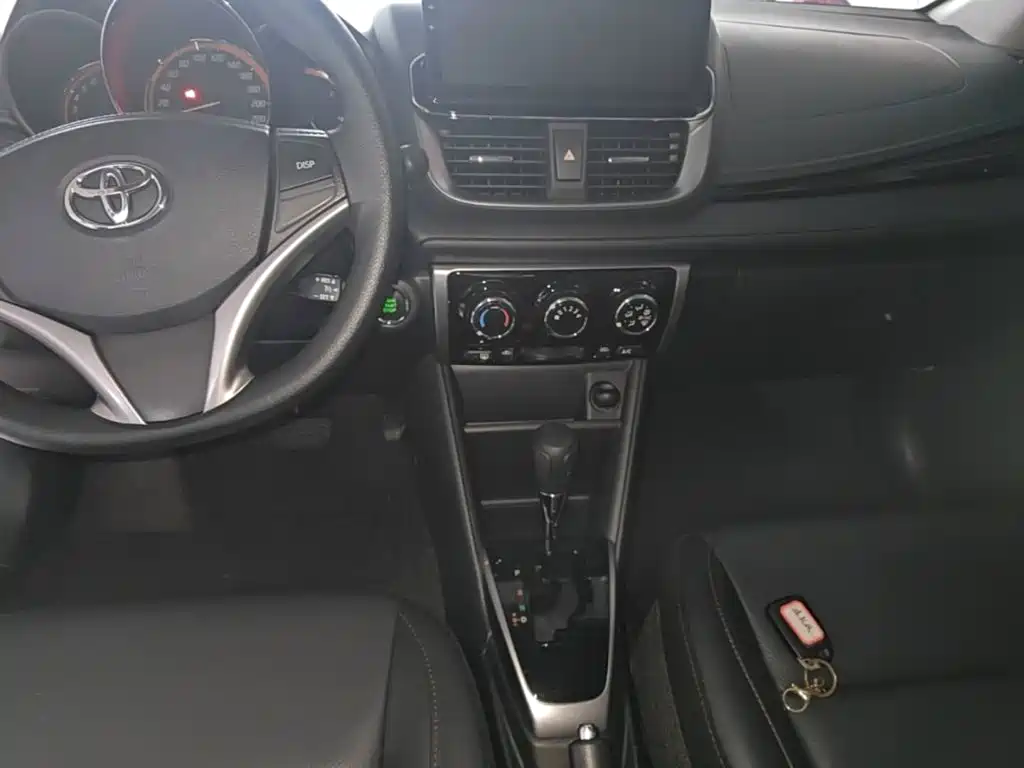 Toyota Yaris, миниатюра 13