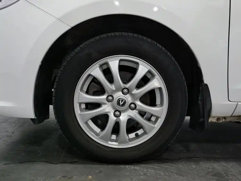 Changan Yuexiang V3 2019 2015 1.4L Manual Cozy (China V)