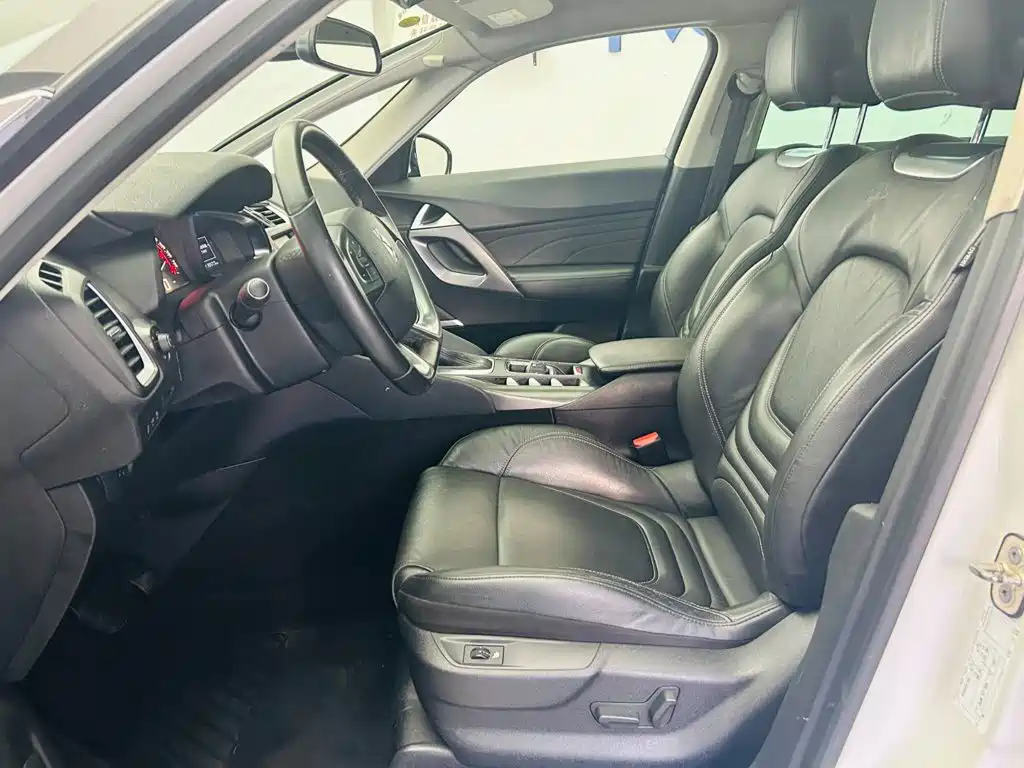 DS 5 2014 2014 1.6T Luxury THP160