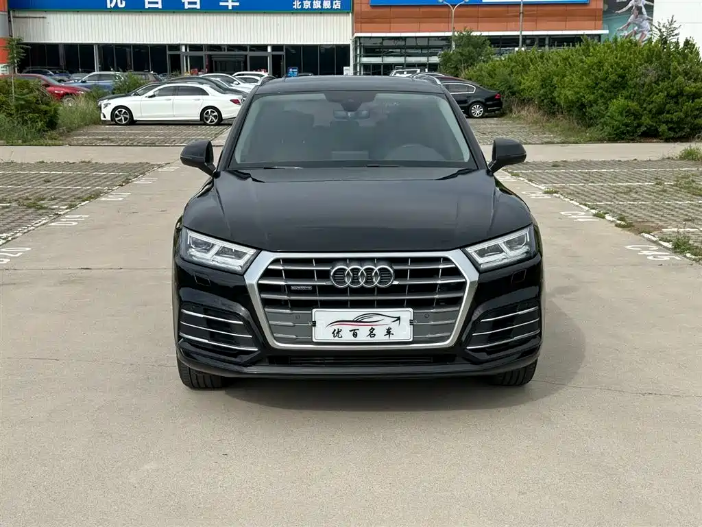 Audi Q5L 2018 40 TFSI Prestige Fashion (China V) фото 2