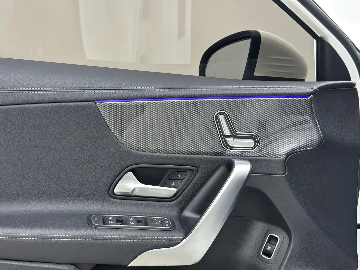 Mercedes-Benz A-Class 2022 A 200 L Sport Sedan Style фото 12