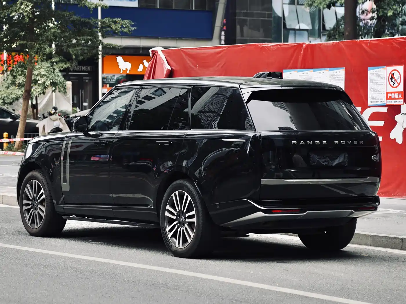 LAND ROVER RANGE ROVER