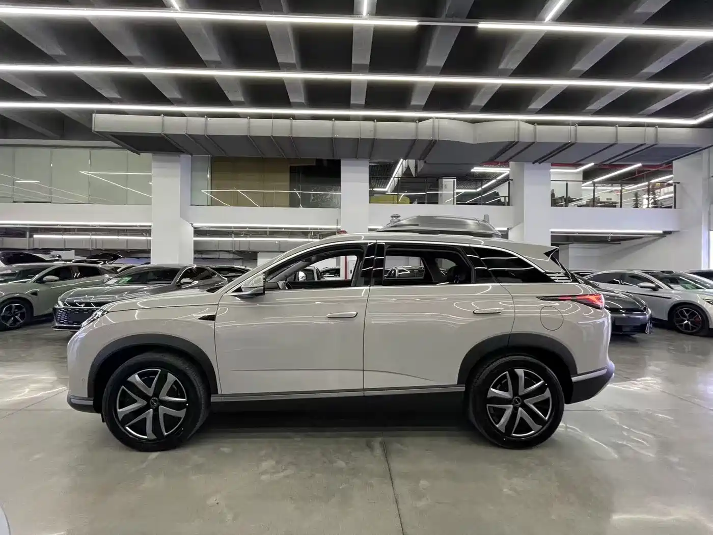 BYD Hai Shi 07 DM-i 2025 150 Pilot+ Edition фото 3