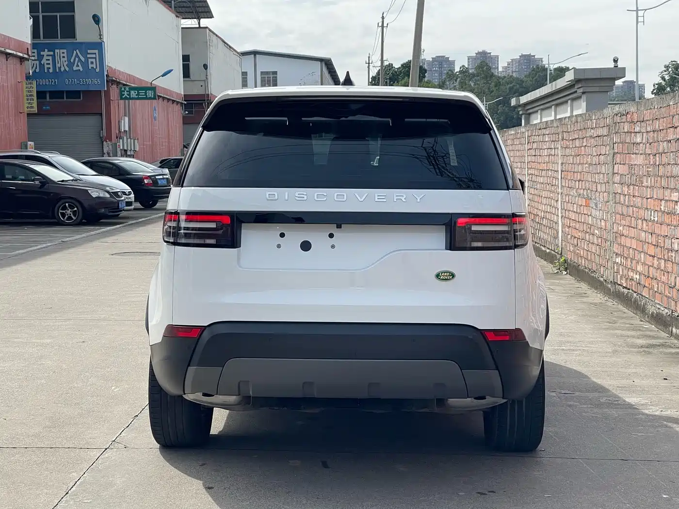 Land Rover Discovery 2019 3.0 SC V6 SE фото 9
