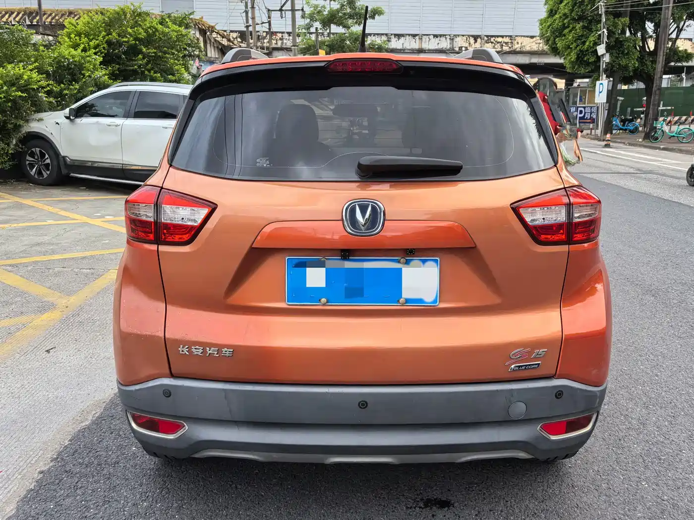 Фото 6 - Changan CS15