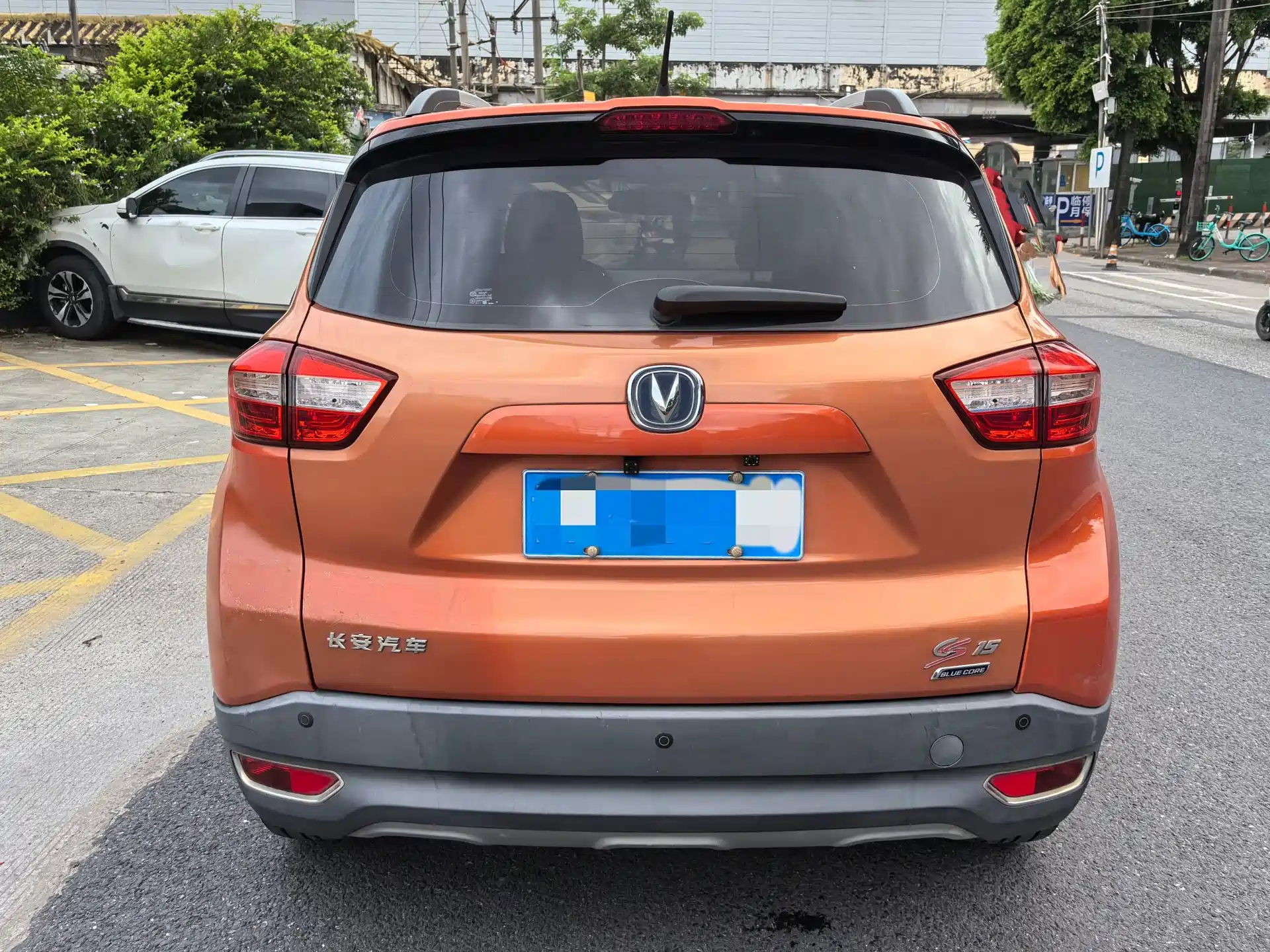 Фото 6 - Changan CS15