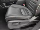 Фото 20 - Honda UR-V