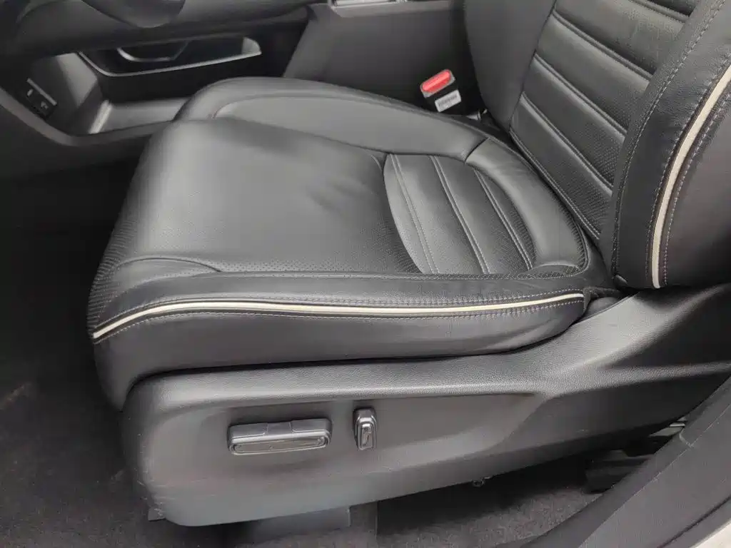 Фото 20 - Honda UR-V