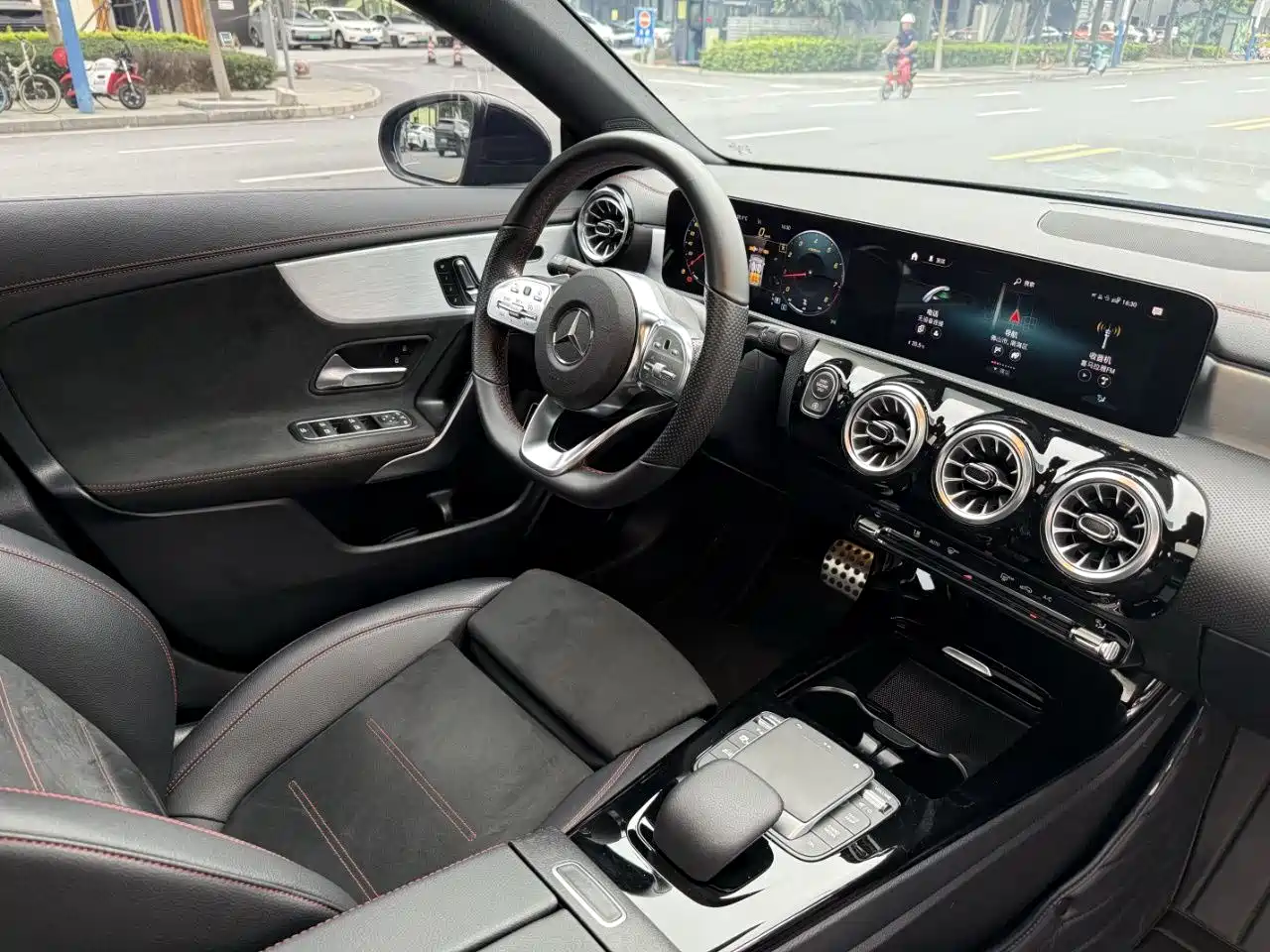 Mercedes-Benz CLA (Import) 2021 CLA 200 4MATIC фото 19