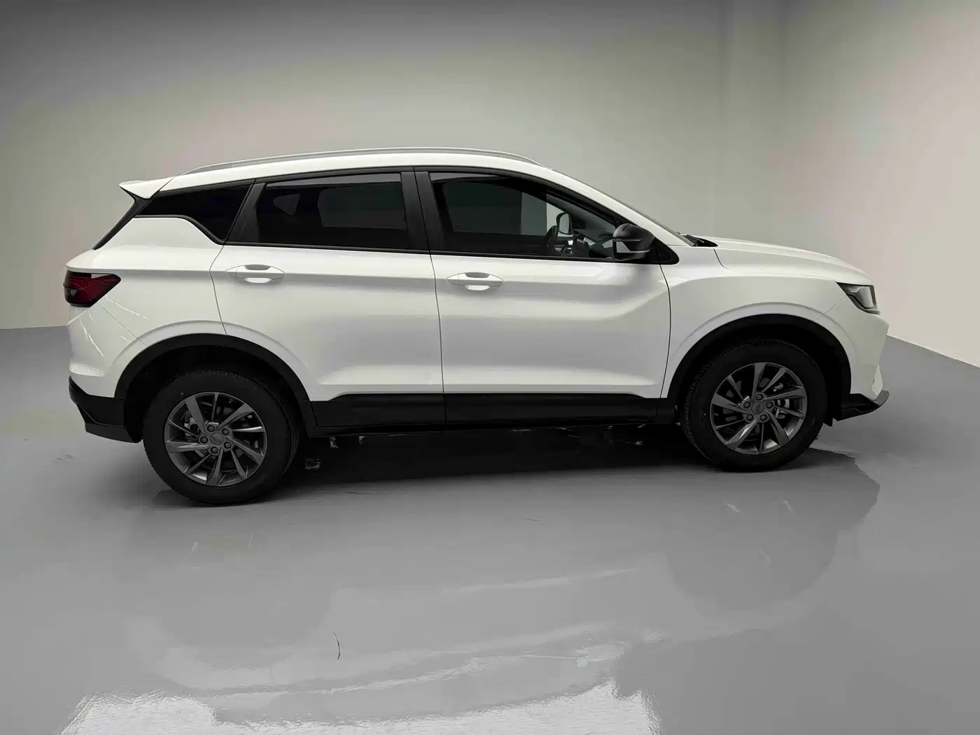 GEELY AUTOMOBILE BINYUE