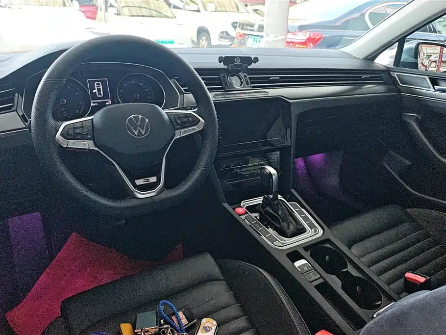 Volkswagen Magotan 2020 330TSI DSG Leading фото 12