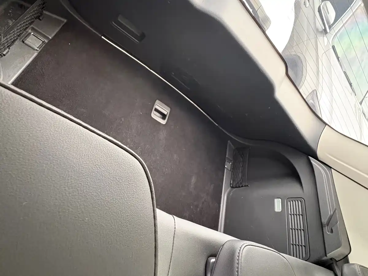 Hongqi HS5 2019 2.0T Smart Connect Enjoy 4WD Edition фото 11