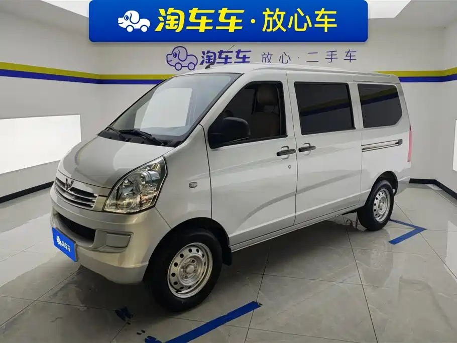 Wuling Motors Wuling Rongguang S 2023 1.5L Base 5/7 Seater