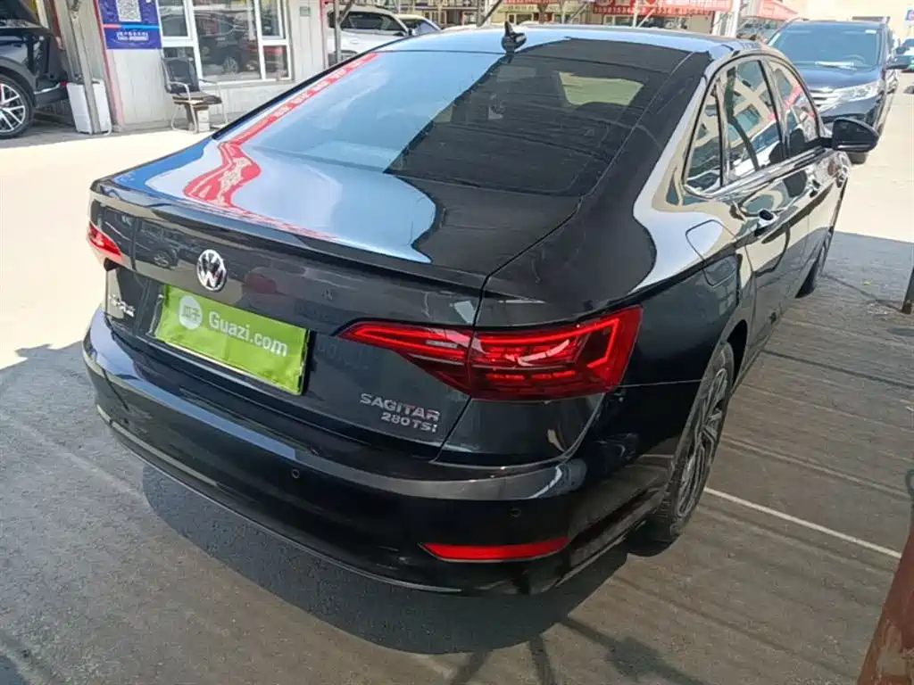 Volkswagen Sagitar 2021 280TSI DSG Surpassing Edition фото 7