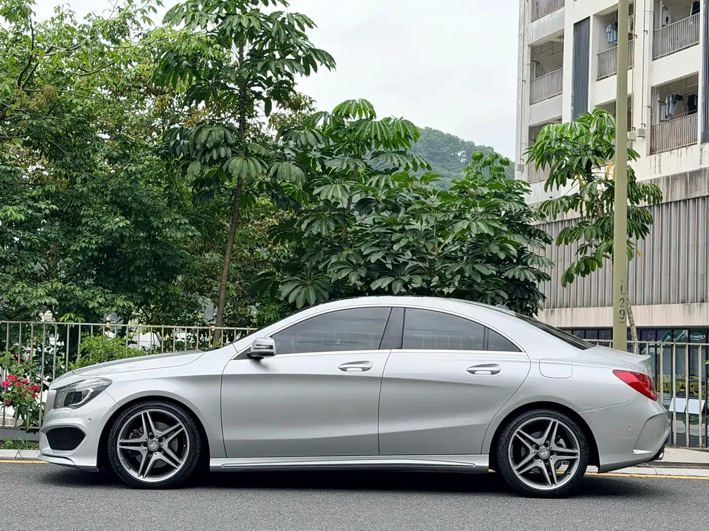Mercedes-Benz CLA (Import) 2015 CLA 220 4MATIC фото 4