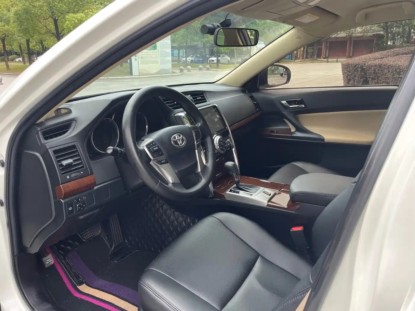 Toyota Reiz 2013 2.5S Elite Edition фото 12