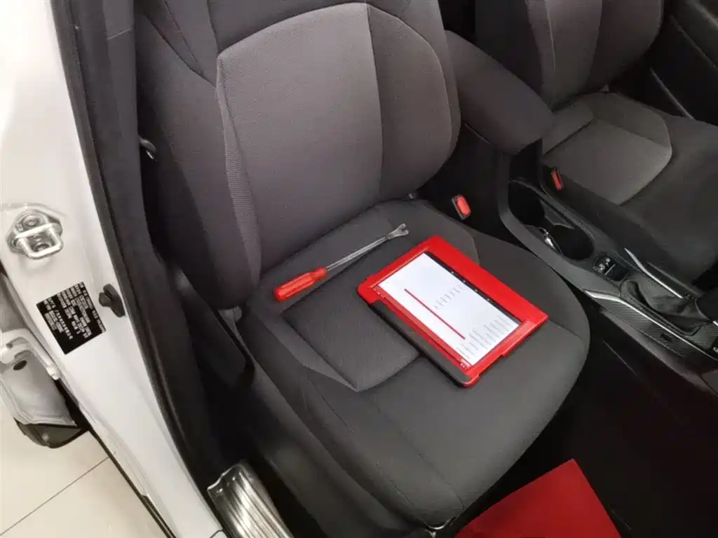 Toyota Frontlander 2023 2.0L CVT Leading Edition фото 25