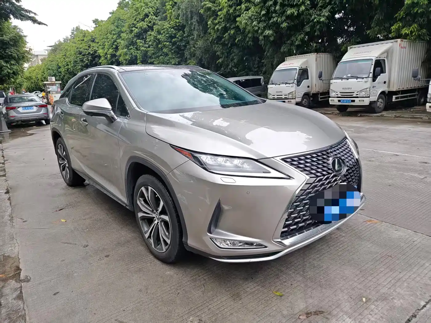 Photo 3 - Lexus RX