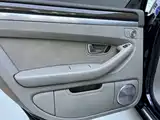 Фото 26 - Audi S8