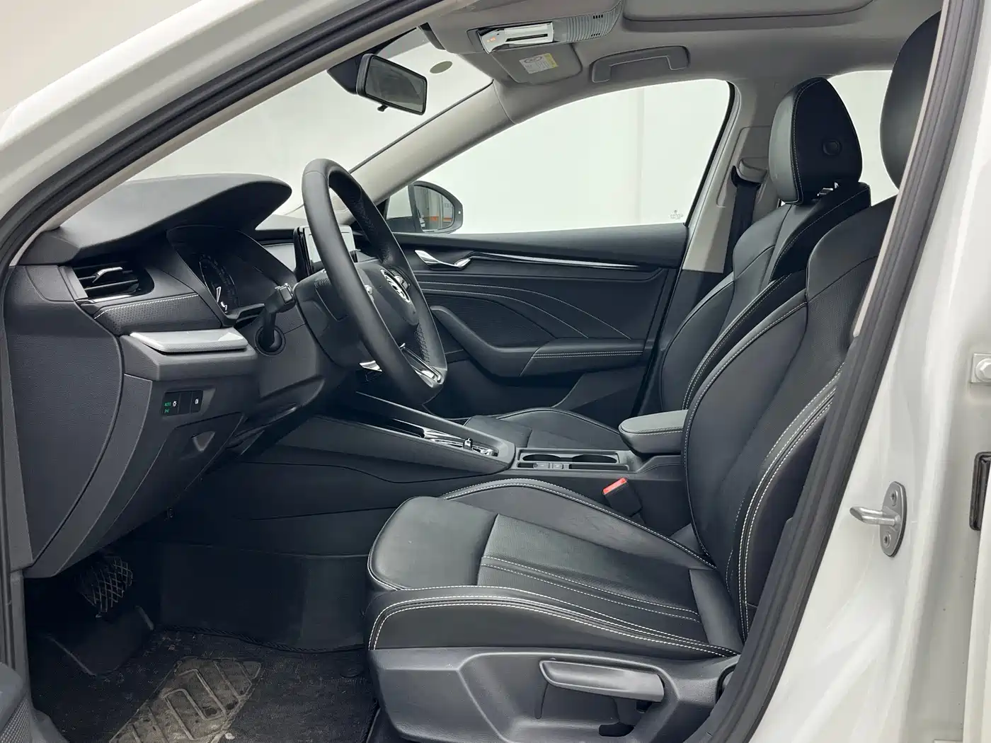 Škoda Octavia 2023 PRO TSI280 Premium Edition фото 10