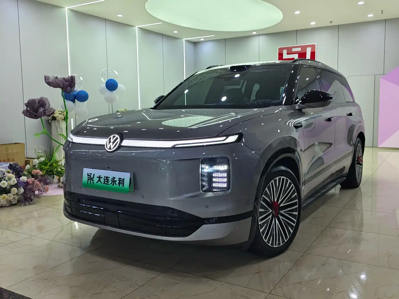 VOLKSWAGEN ID.ERA 9X