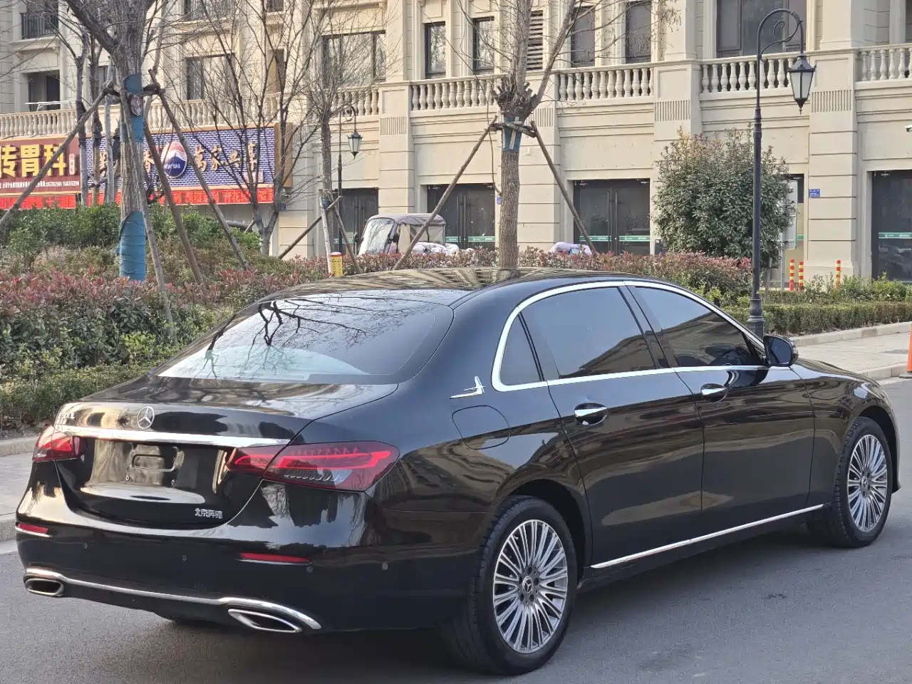 Mercedes-Benz E-Class 2022 E 300 L Fashion фото 9