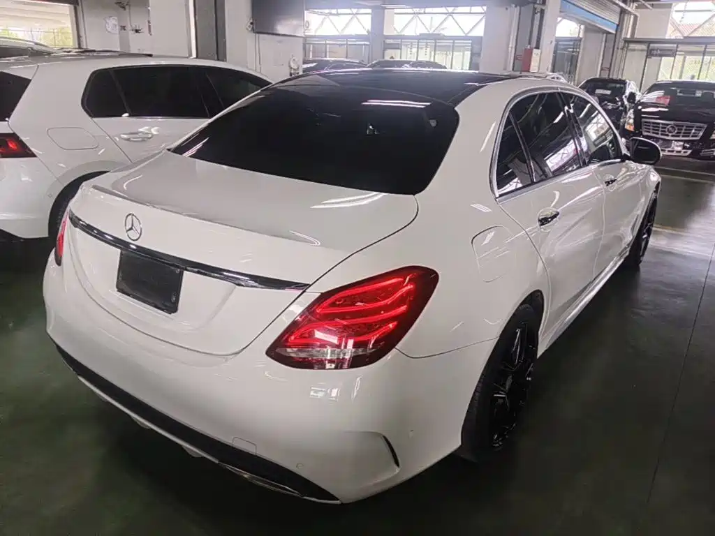 Mercedes-Benz C-Class 2016 2015 C 200 L Sport