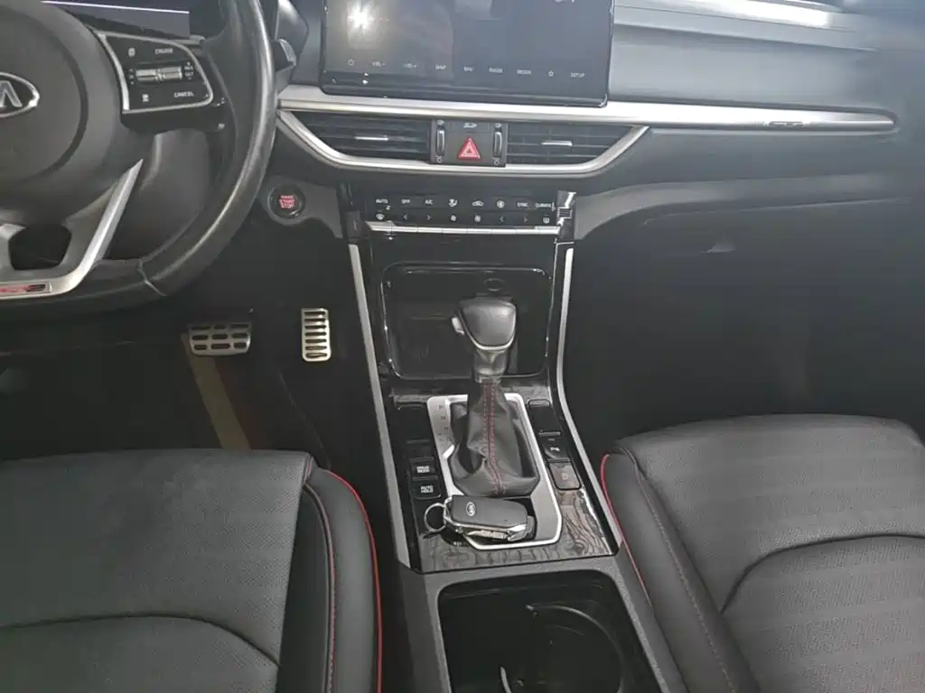 Photo 14 - Kia K3