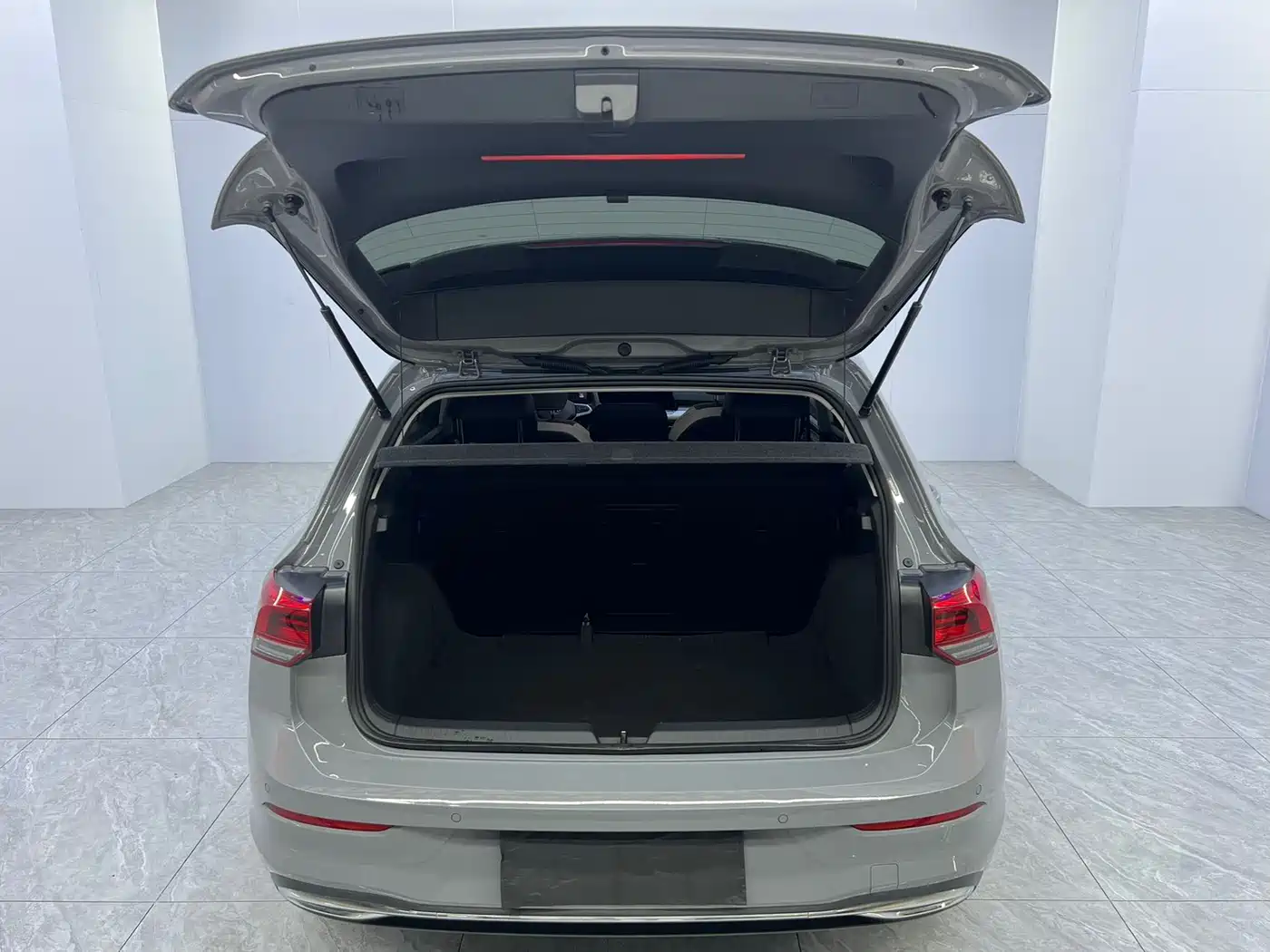 Volkswagen Golf 2023 280TSI DSG Pro фото 18