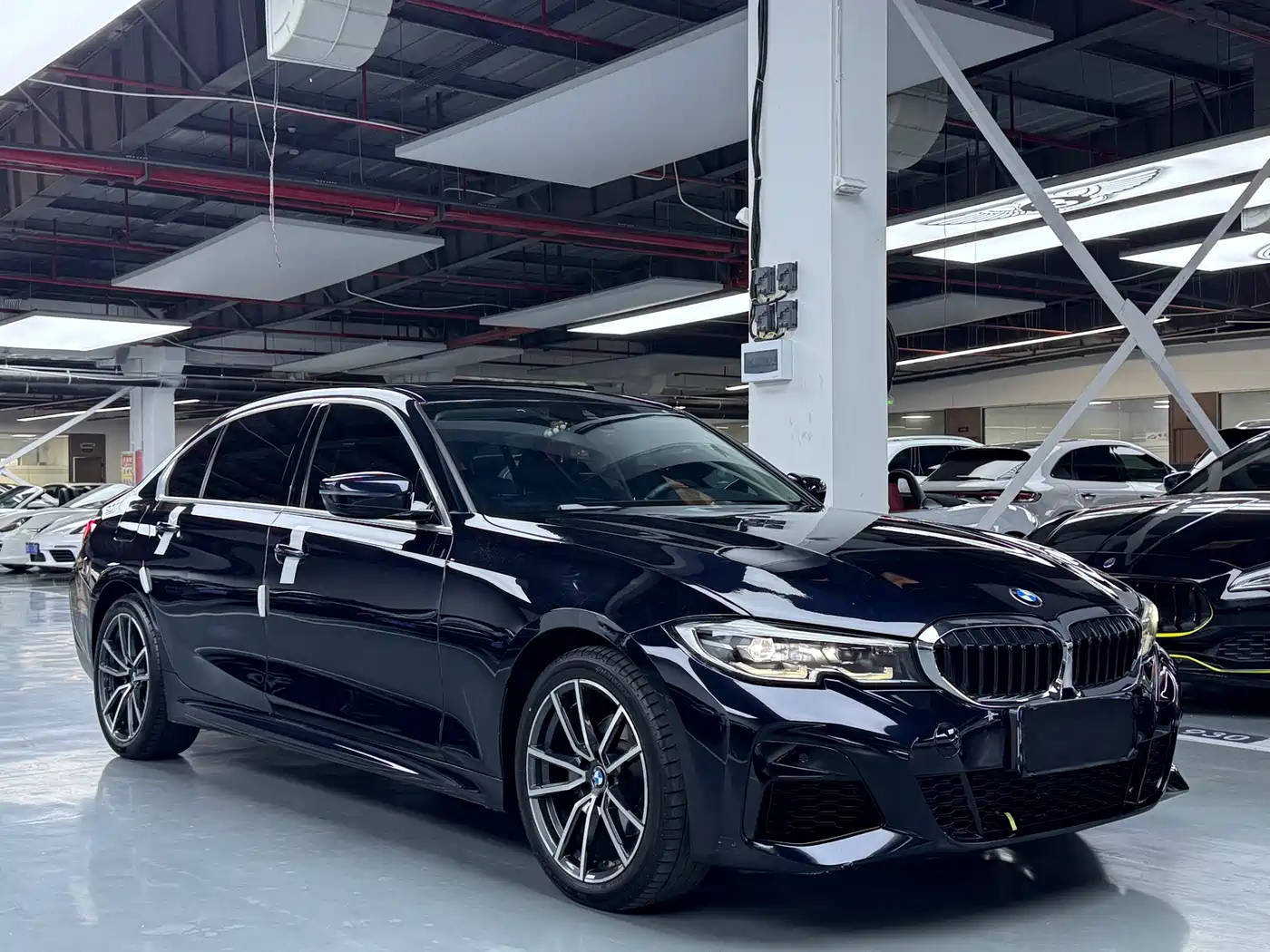 BMW 3-SERIES