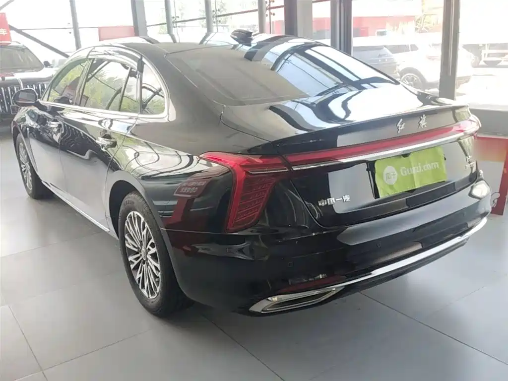 Hongqi H5 2025 1.5T DCT Flag Rhythm 500,000 Units Memorial Edition фото 5