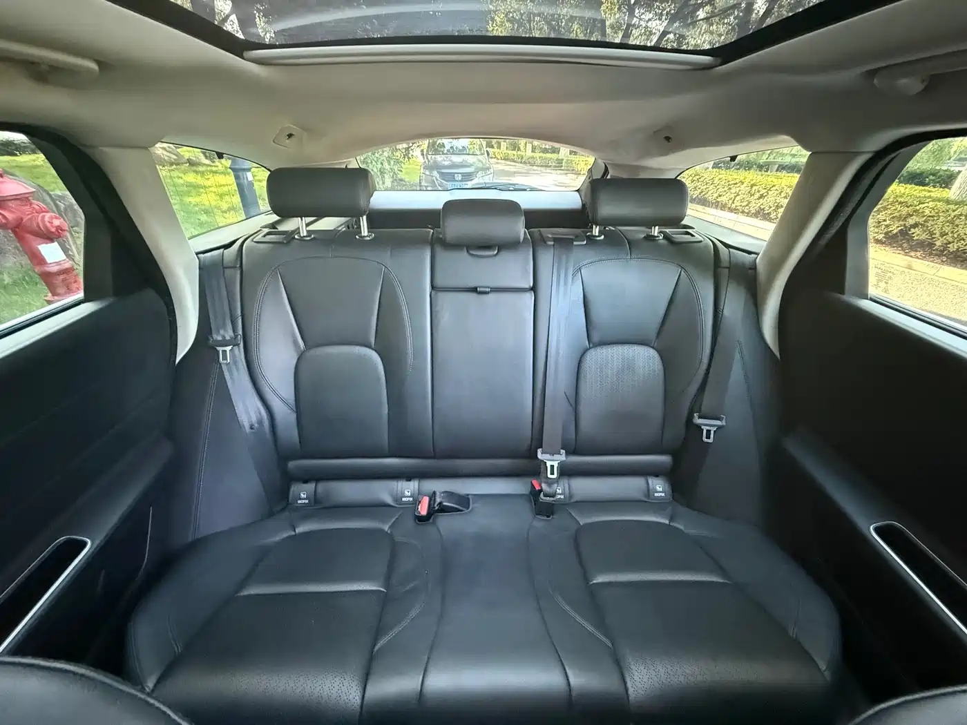Jaguar XF 2019 2018 XF Sportbrake 2.0T 250PS 2WD Elegance Edition
