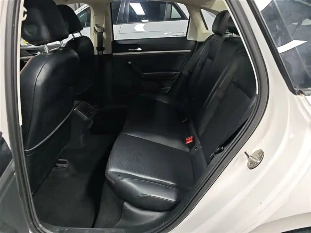 Volkswagen Lavida 2019 1.5L Automatic Trend Edition China VI фото 17